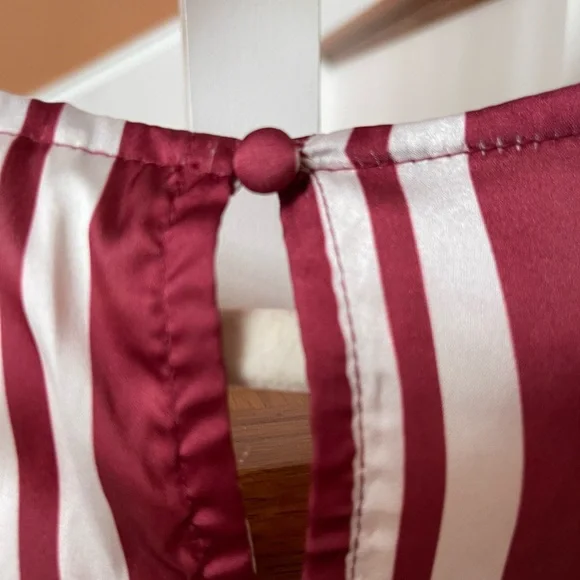 Anthropologie NWT beautiful silky striped pajama romper, tie belt, Sz XS or Sm - Picture 4 of 12